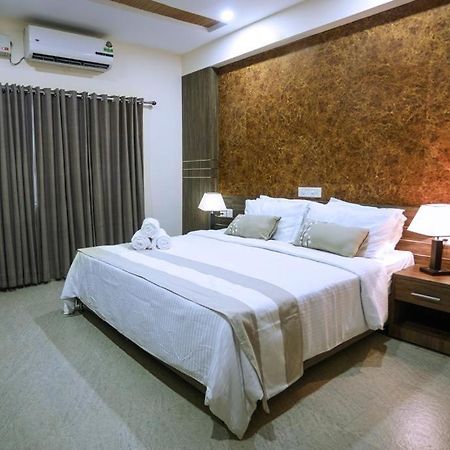 Hotel Shams Inn Kochi Εξωτερικό φωτογραφία