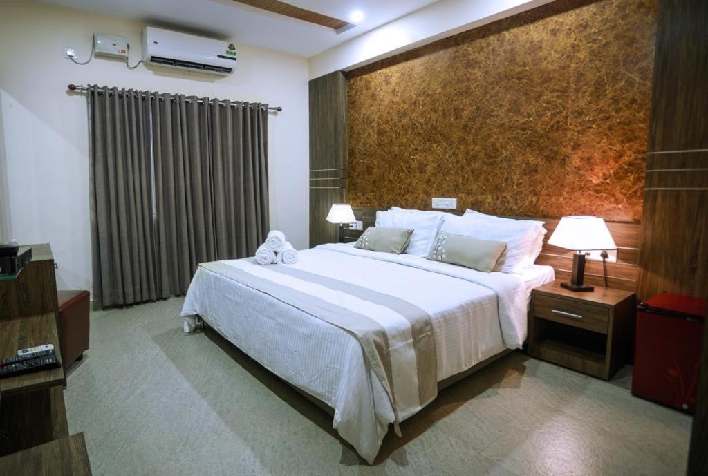 Hotel Shams Inn Kochi Εξωτερικό φωτογραφία